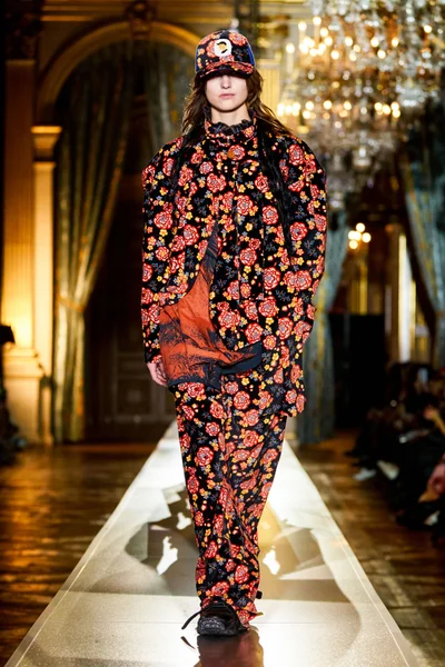 Look 22